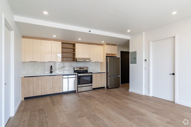 Urbn Edge, Flushing, NY 11354 - photo 6