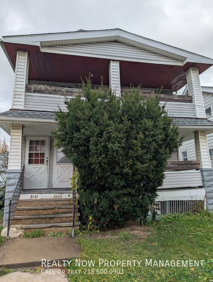 3431 W 91st St unit 2, Cleveland, OH 44102 - photo 1