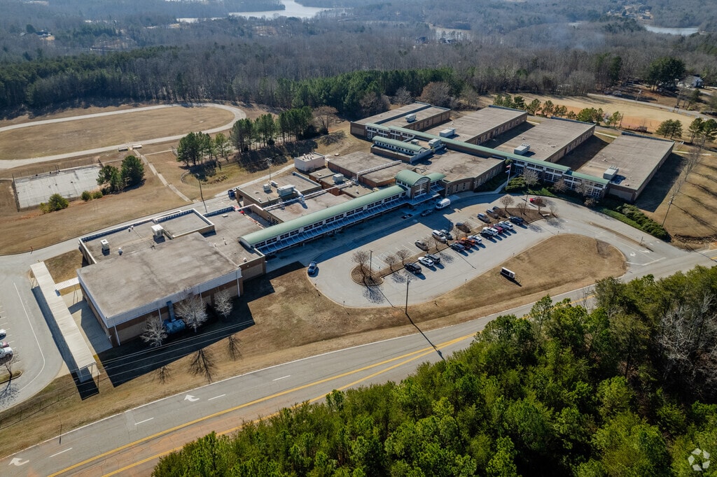 Front of Blue Ridge Middle School
