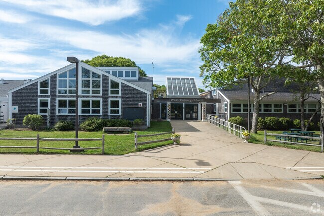 West Tisbury School received an overall B rating from Niche.