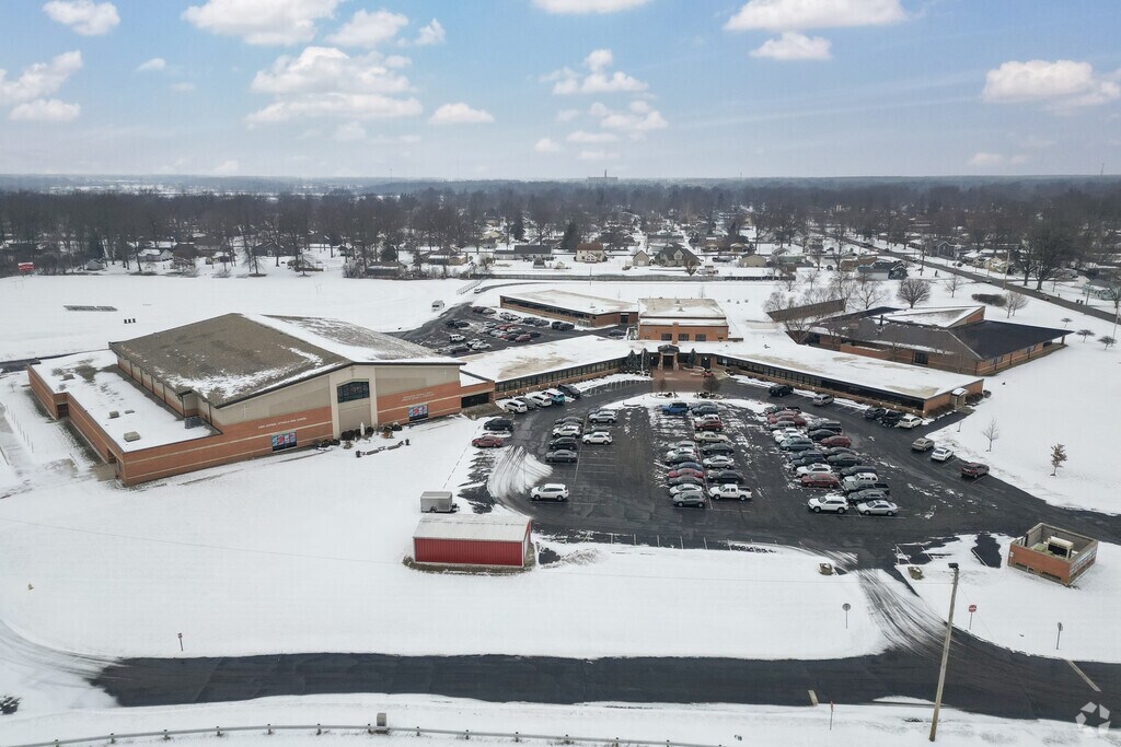 Lima Central Catholic High School - 7