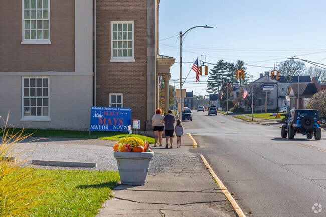 It is easy to walk around the historic sites when you visit Georgetown neighborhood.