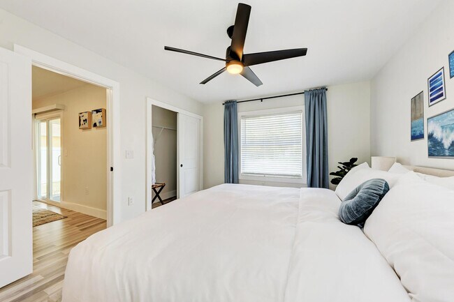 8 Bay Acres Ave unit ID1228251P, Osprey, FL 34229 - photo 7