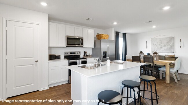 10316 Lassen Park, Converse, TX 78109 - photo 7