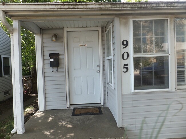 905 Ashland Rd, Columbia, MO 65201 - photo 3
