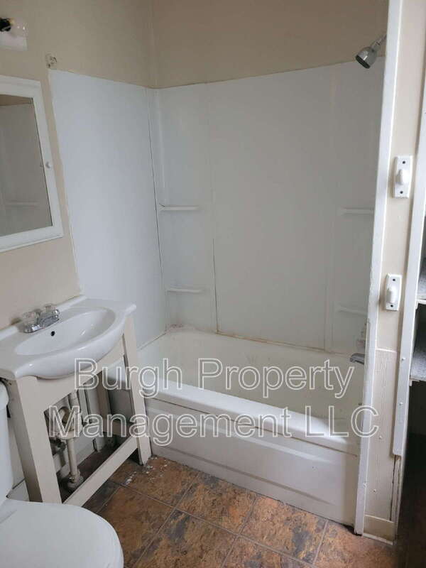 996 Jefferson Ave Unit 15, Washington, PA 15301