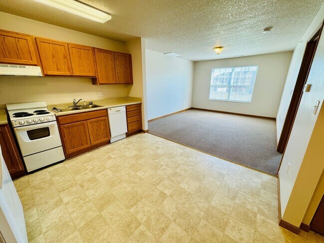 Bison Ridge Estates, Elwood, IN 46036 - photo 2