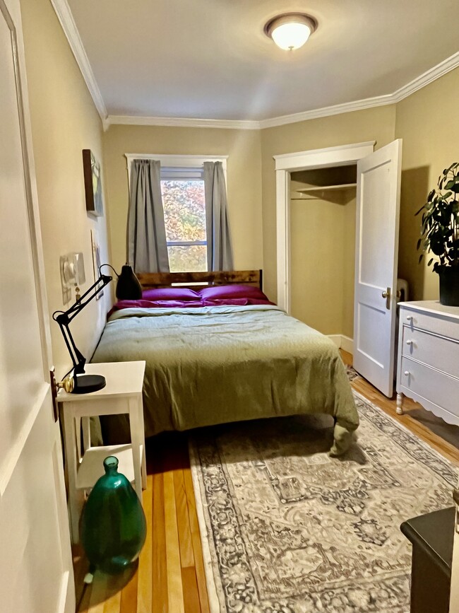 868 Broadway Unit Move in Ready 1 Bedroom, South Portland, ME 04106
