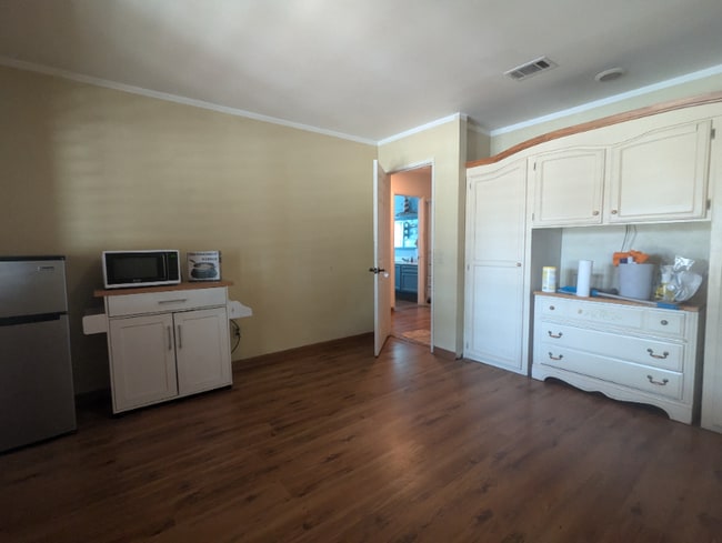 13690 Westward Dr, Fontana, CA 92337 - photo 2