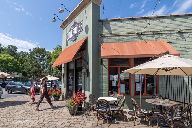 For a good cup of coffee or a nice light lunch, there is Midtown Coffee House.