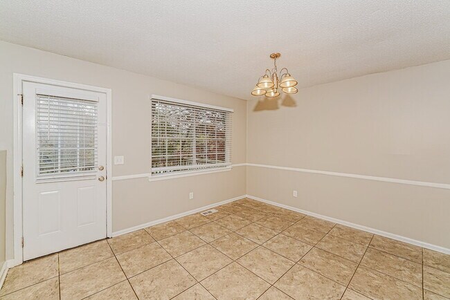 1325 Turf Dr, Center Point, AL 35215 - photo 7