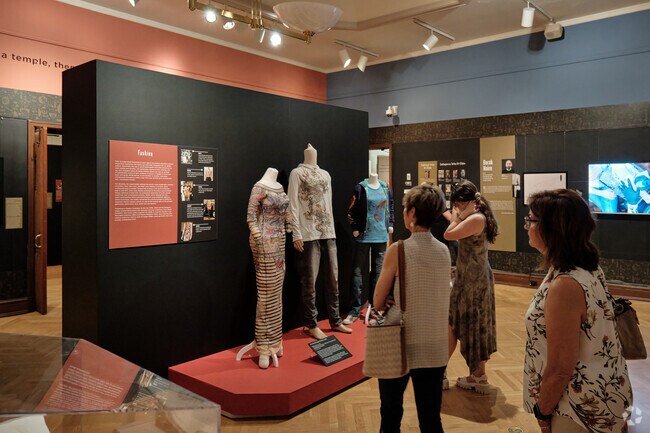 Washington County Museum of Fine Arts enriches the community with exhibits.