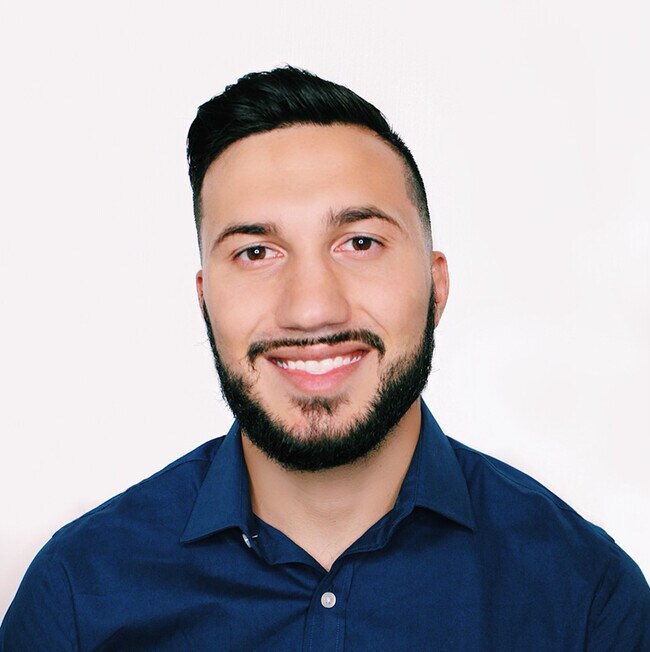 Agent Photo