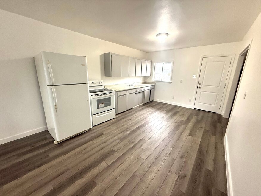 1212 Brockenbraugh Ct unit D, Metairie, LA 70005 - photo 1