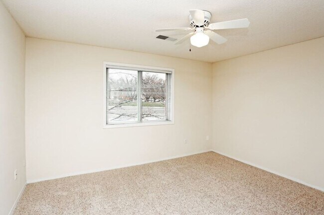 Wellington At The Dunes, Dakota Dunes, SD 57049 - photo 6