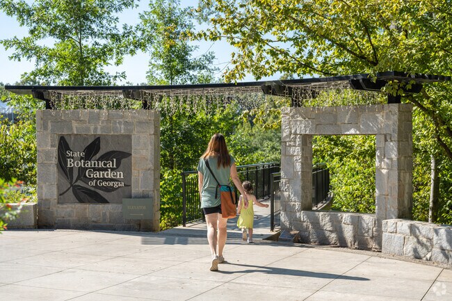Tanglewood is home to the state botanical gardens in Athens, Georgia.