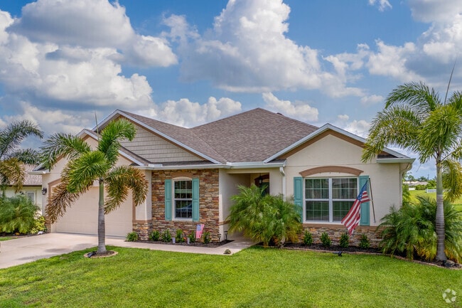 The median home price in Deep Creek is $375,000.