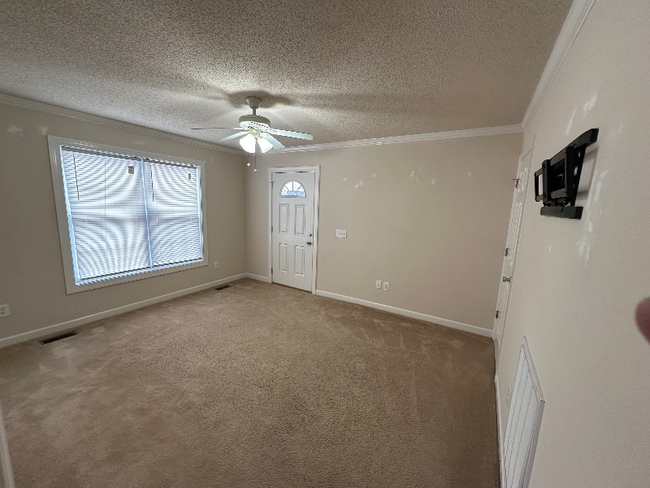 75 Rollins Acres Ln unit B, Lillington, NC 27546 - photo 3