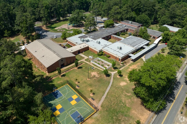 West Side Elementary School comes as a highly rated and highly regarded elementary school.