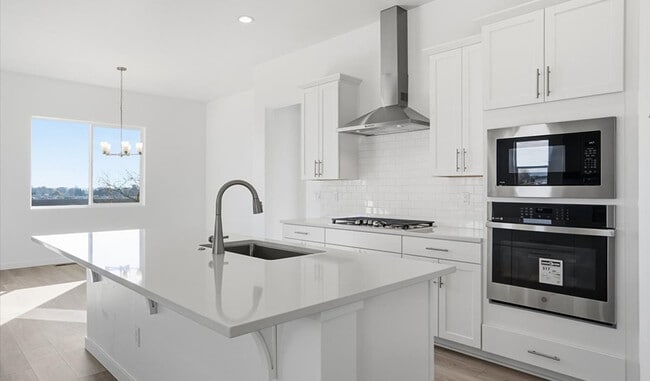 1301 White Cliffs St, Middleton, ID 83644 - photo 3