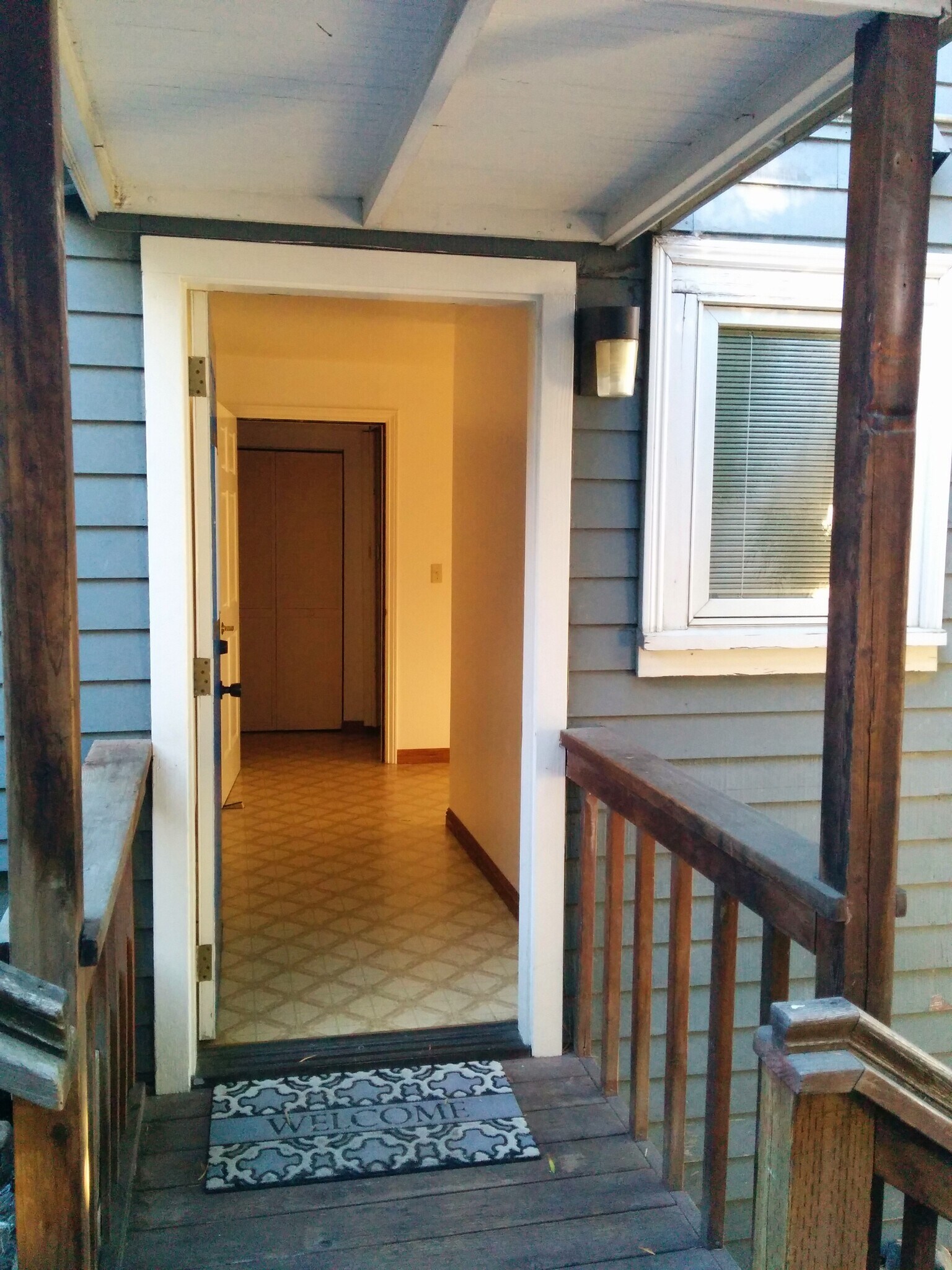 1221 Escobar St unit 1223 Escobar St, Martinez, CA 94553 - photo 1