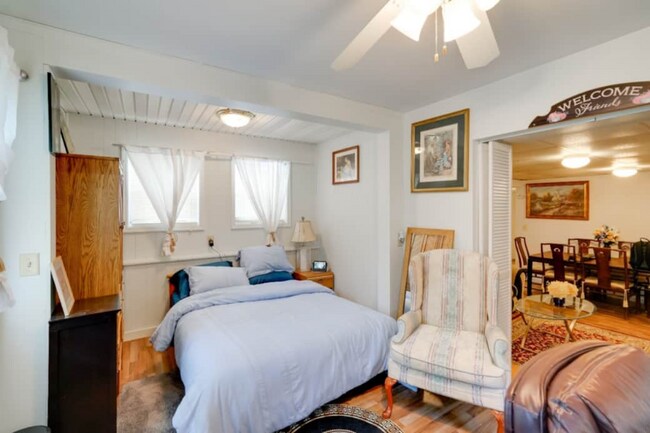 429 W Lawrence St unit 429 West Lawrence St, Albany, NY 12208 - photo 5