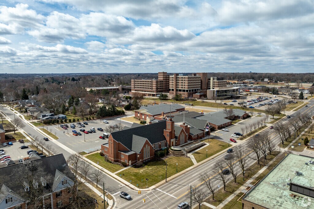 St. John Lutheran School is centrally located, making pick up and drop off easy.