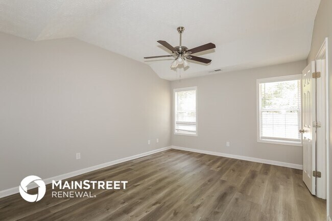 125 Waters Edge Dr, Locust Grove, GA 30248 - photo 7