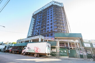 26 4th, Astoria, NY 11102