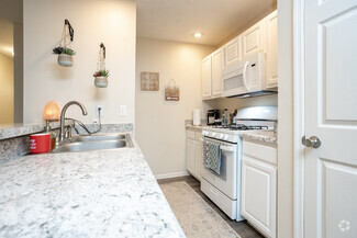 6345 Cooper Rd, Columbus, OH 43231