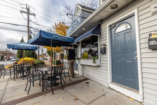 Schultzy’s raw bar in Bayville is a favorite for seafood lovers.