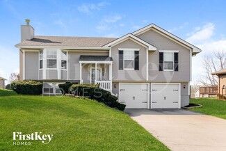 1709 Roberta Dr, Raymore, MO 64083