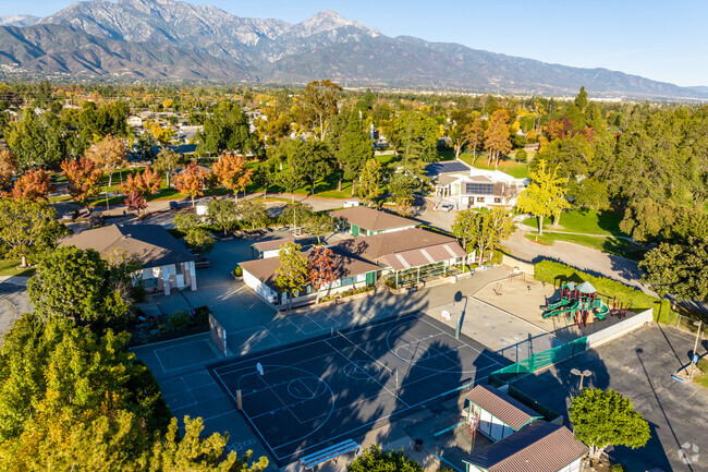 Experience a nurturing and enriching environment at Carden Arbor View School.