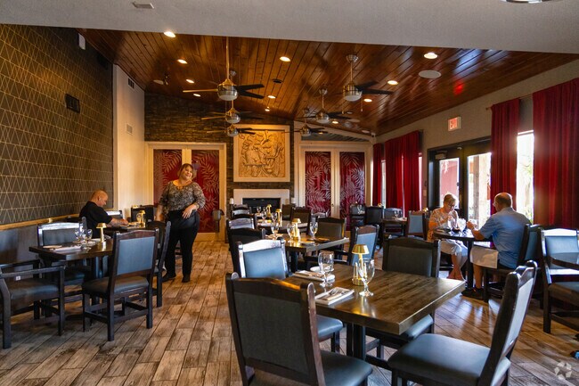 Julieanna’s Steak & Seafood offers a refined dining experience close to Las Casitas, perfect for special occasions or a relaxing evening out.