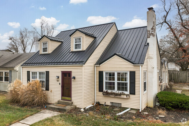 Cape Cods are a great option for growing families in Sherwood Pettit.