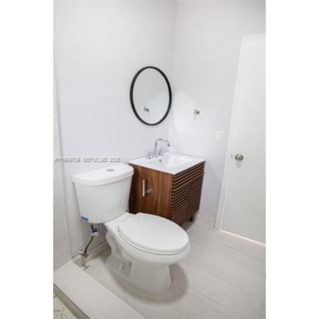 2424 NW 7th Ct, Miami, FL 33127 - photo 5