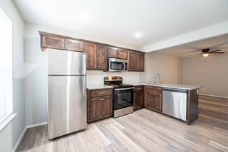 753 N Williams Ave, Republic, MO 65738