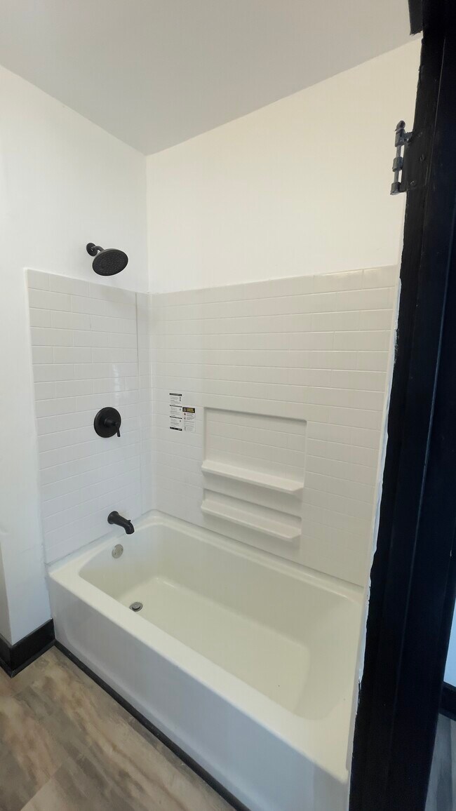 308 9th St, Beaver Falls, PA 15010 - photo 3