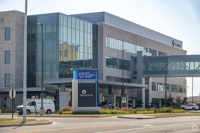 Many residents are employed in the medical district or similar in the Iles Park area.