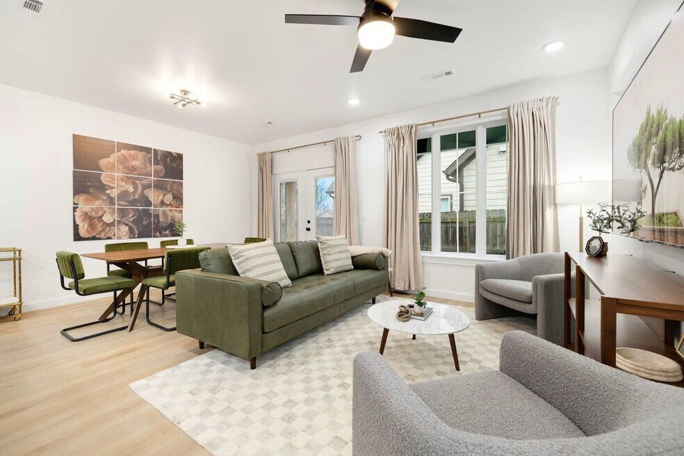 738 N 5th St unit ID1359770P, Rogers, AR 72756 - photo 1