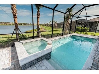 2037 Yellowfin Cir, Naples, FL 34114