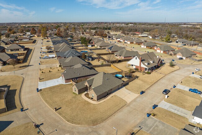 Traditional and ranch style homes are commonly found in Harrah.