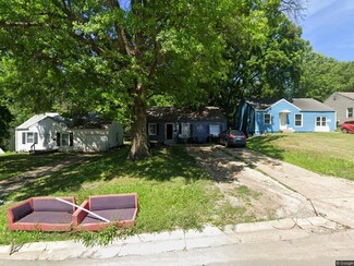 8032 Brooklyn Ave, Kansas City, MO 64132
