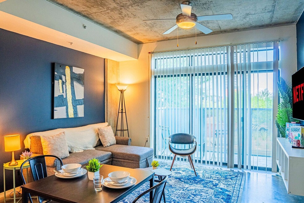 888 N 4th St unit ID1281573P, Phoenix, AZ 85004 - photo 1