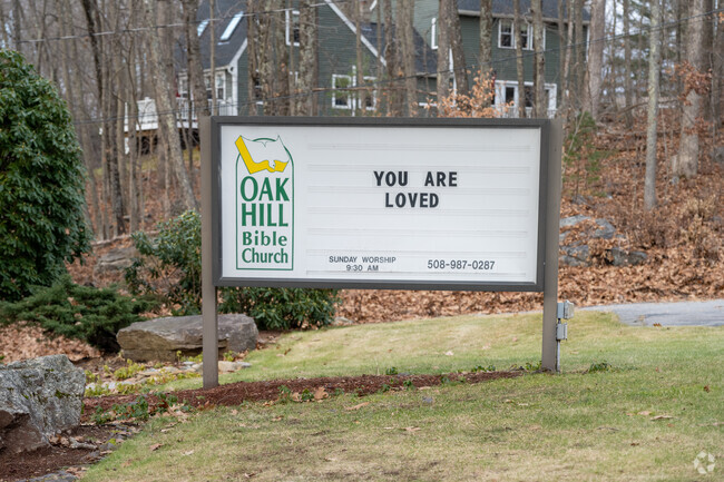 Oak Hill Church and School is located in Oxford.