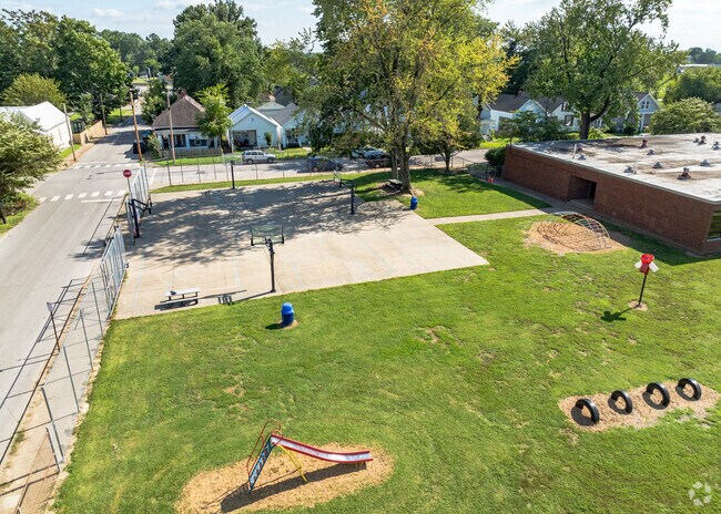 The student population of Joshua Academy is 252 and the school serves K-6.