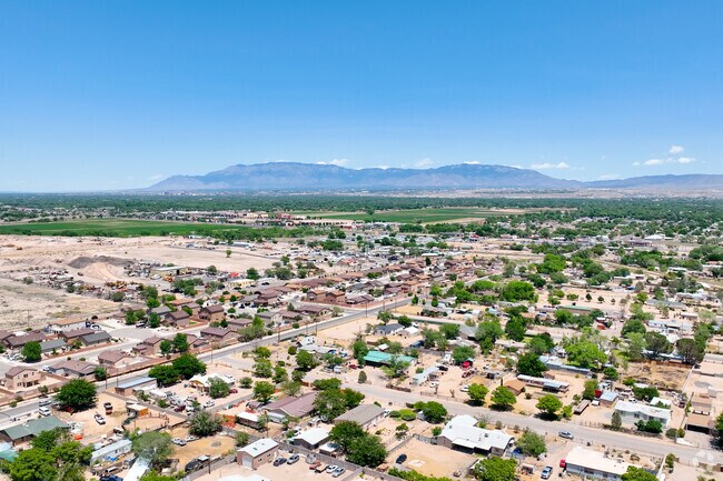 Large lots, ranches and amenities close by, Pajarito can provide space without giving up luxury.