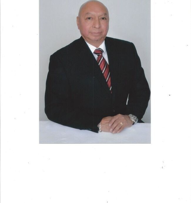 Agent Photo