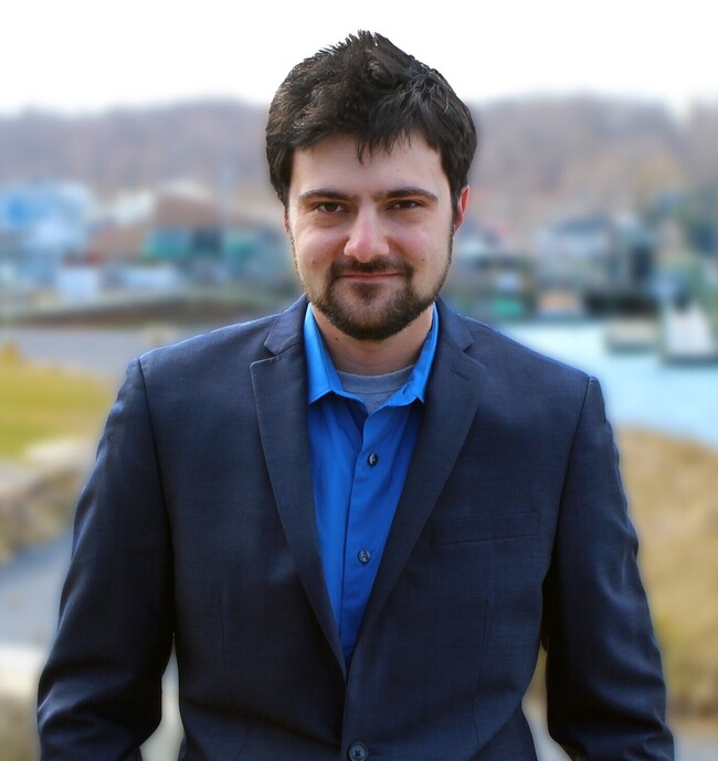 Agent Photo