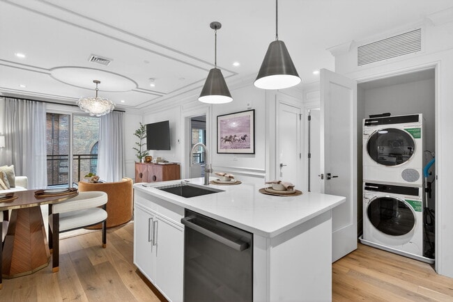 The Residences At The Adelphi Hotel unit 454 B3, Saratoga Springs, NY 12866 - photo 6